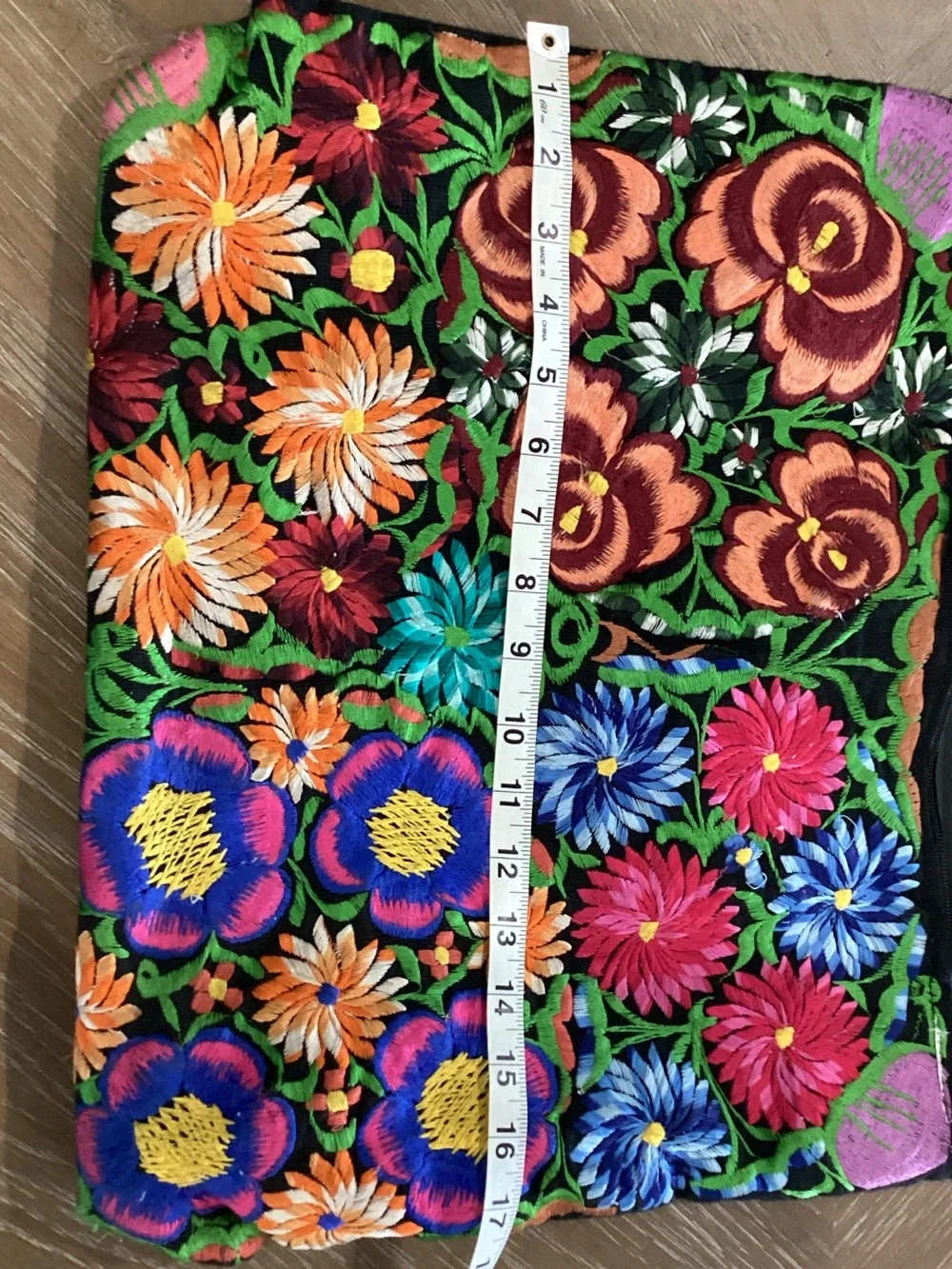 N/A bright multicolor